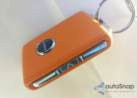 2025 Volvo Xc40 B5 Plus Bright Theme from USA, damaged, VIN YV4L12UE4S2560331